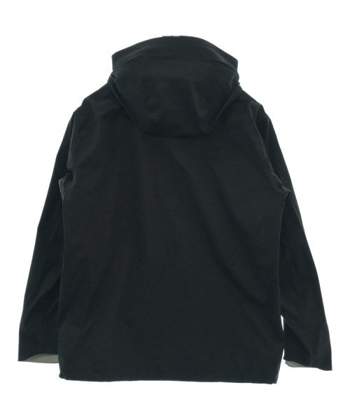DESCENTE 山系外套
