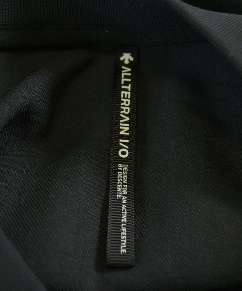 DESCENTE T恤/上衣