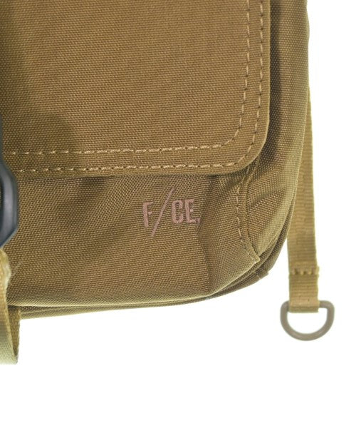 F/CE. 肩背包