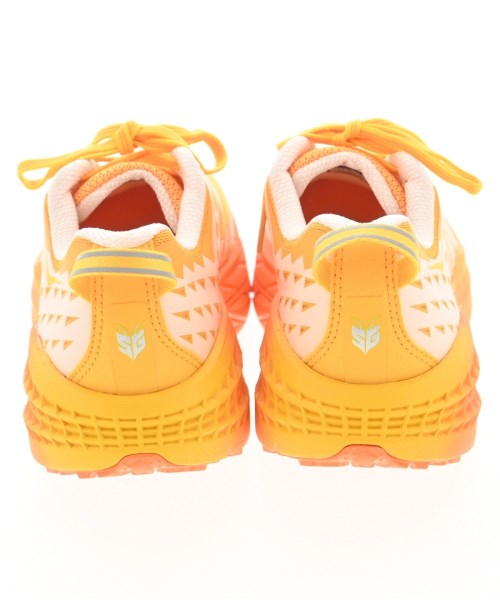 HOKA ONE ONE 運動鞋