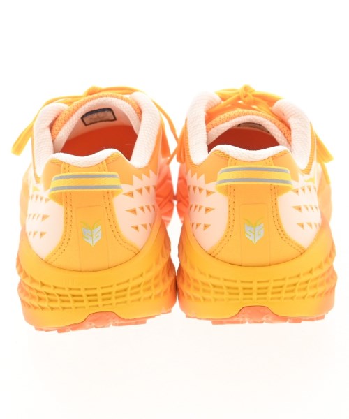 HOKA ONE ONE 運動鞋