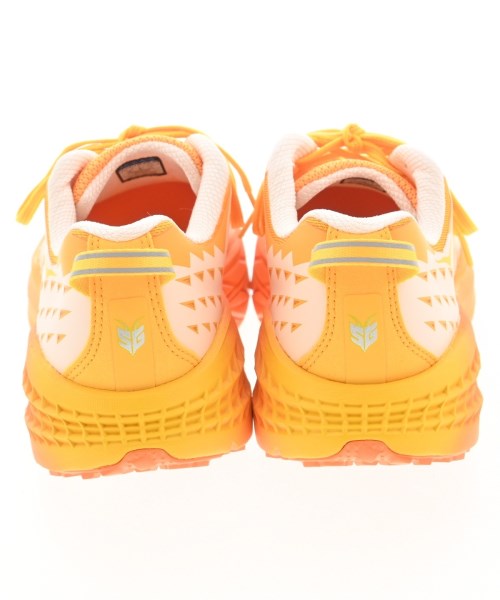 HOKA ONE ONE 運動鞋