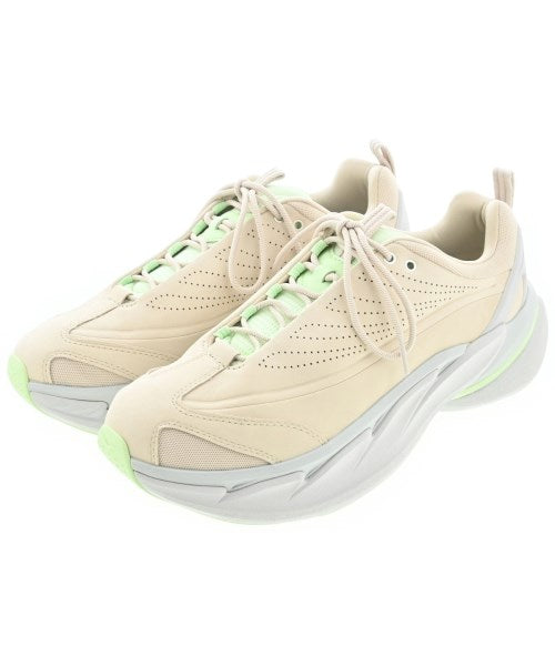 HOKA ONE ONE 運動鞋