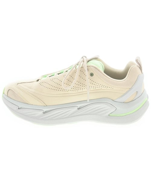 HOKA ONE ONE 運動鞋