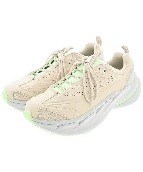 HOKA ONE ONE 運動鞋