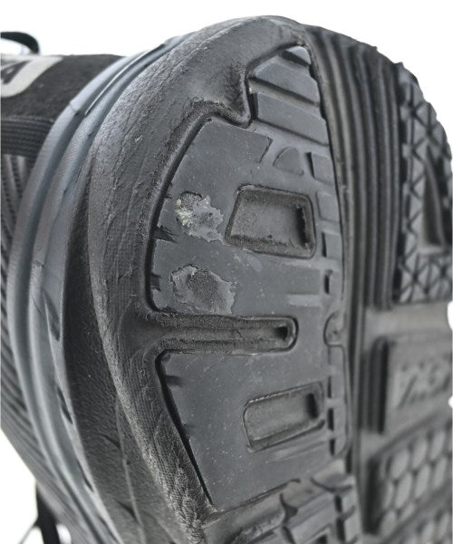 HOKA ONE ONE 運動鞋