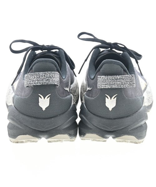 HOKA ONE ONE 運動鞋