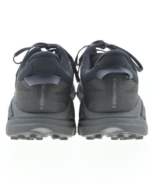 HOKA ONE ONE 運動鞋