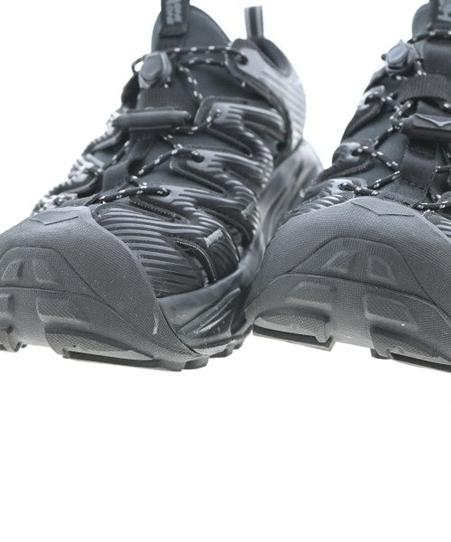 HOKA ONE ONE 涼鞋