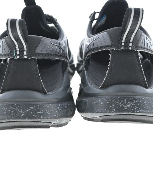 HOKA ONE ONE 涼鞋