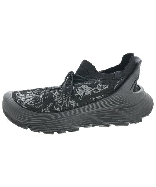 HOKA ONE ONE 運動鞋