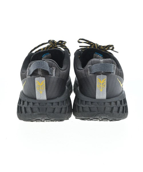 HOKA ONE ONE 運動鞋