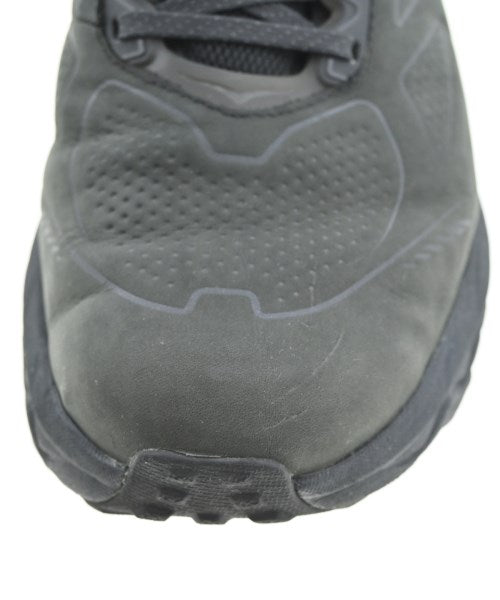 HOKA ONE ONE 運動鞋