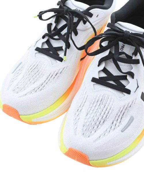 HOKA ONE ONE 運動鞋