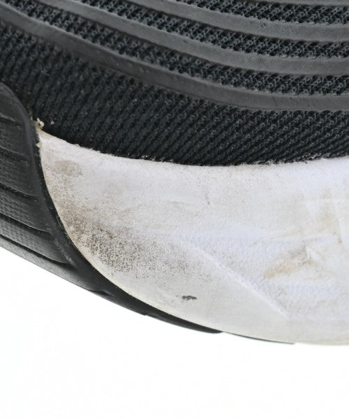 HOKA ONE ONE 運動鞋