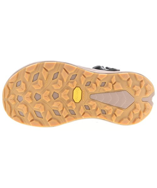 HOKA ONE ONE 涼鞋