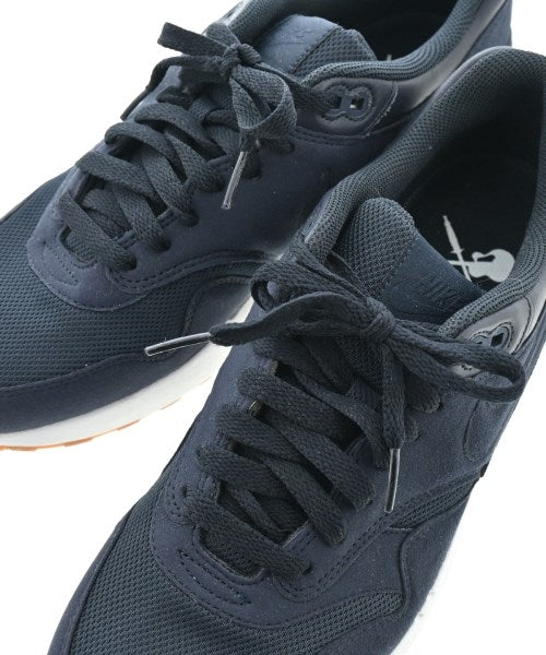 NIKE 運動鞋