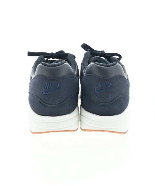 NIKE 運動鞋