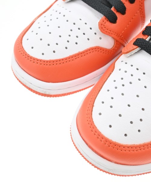 NIKE 運動鞋