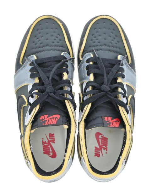 NIKE 運動鞋