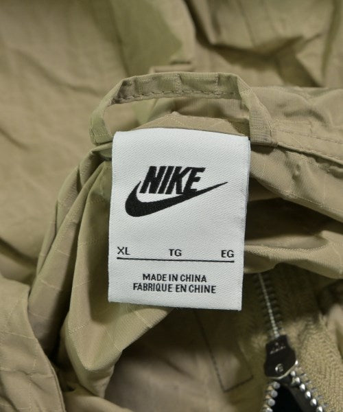 NIKE 山系外套
