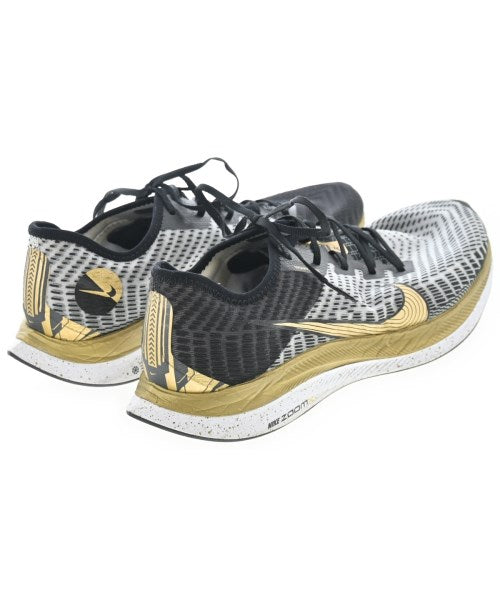 NIKE 運動鞋