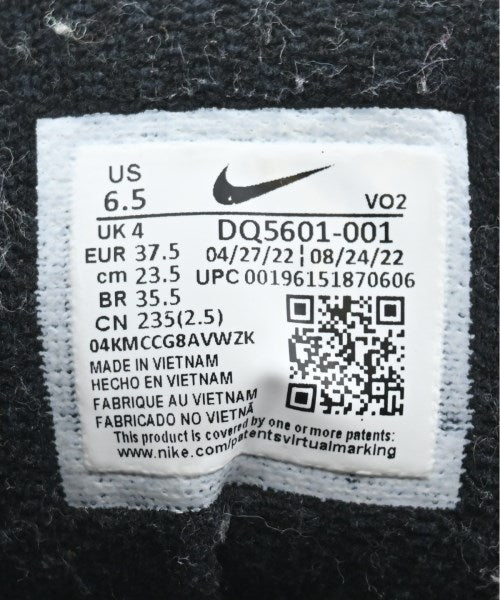 NIKE 運動鞋