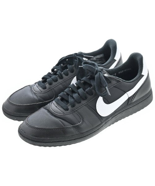 NIKE 運動鞋