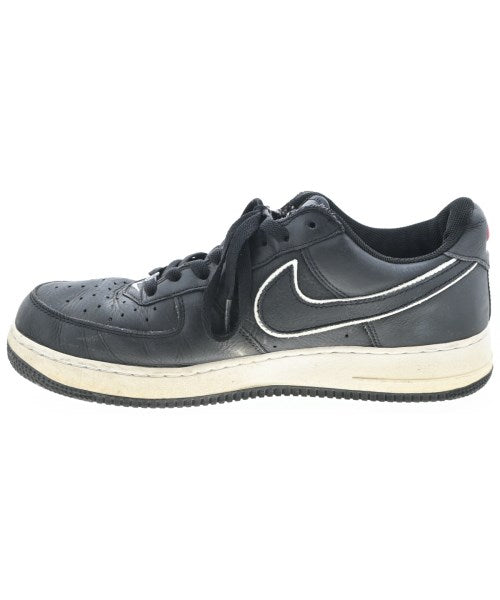 NIKE 運動鞋