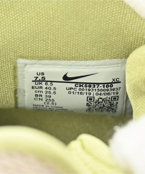 NIKE 運動鞋