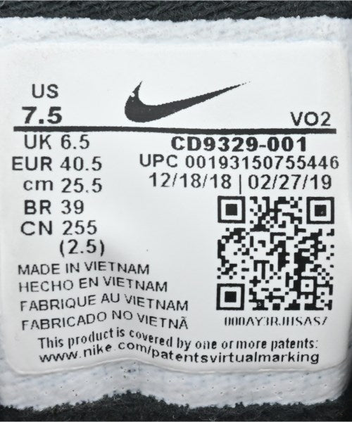 NIKE 運動鞋