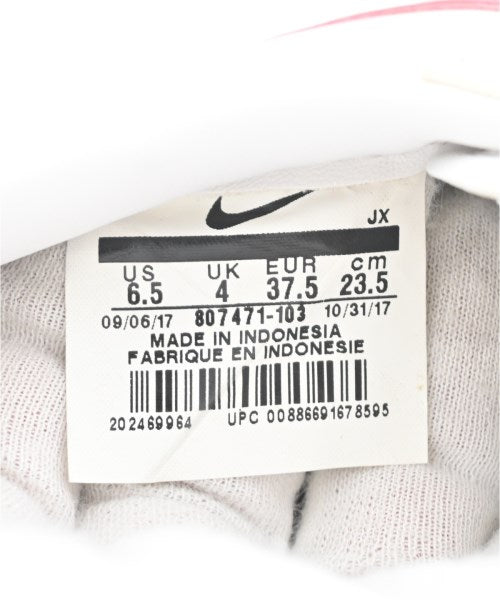 NIKE 運動鞋