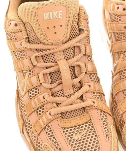 NIKE 運動鞋