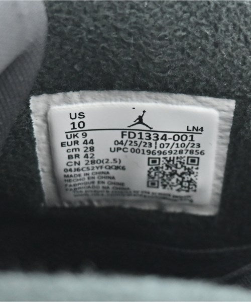 NIKE 運動鞋