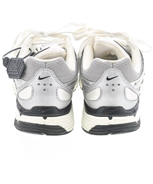 NIKE 運動鞋
