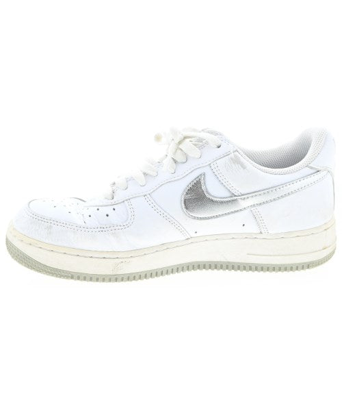 NIKE 運動鞋