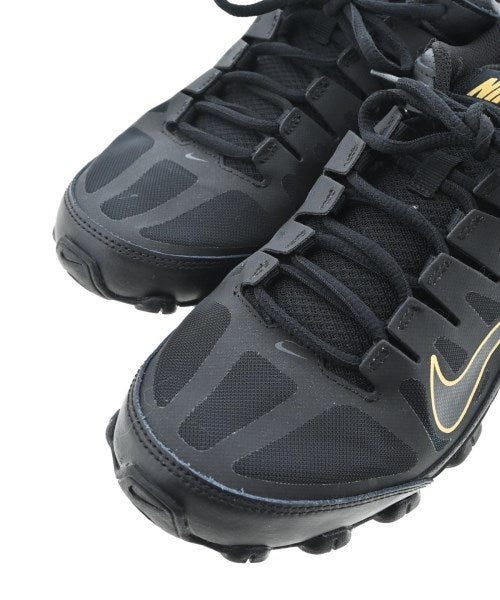 NIKE 運動鞋