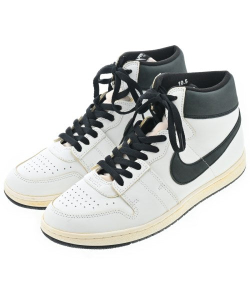 NIKE 運動鞋