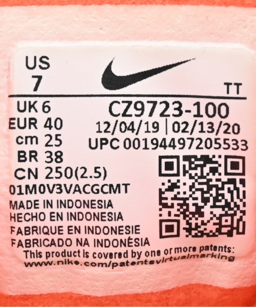 NIKE 運動鞋
