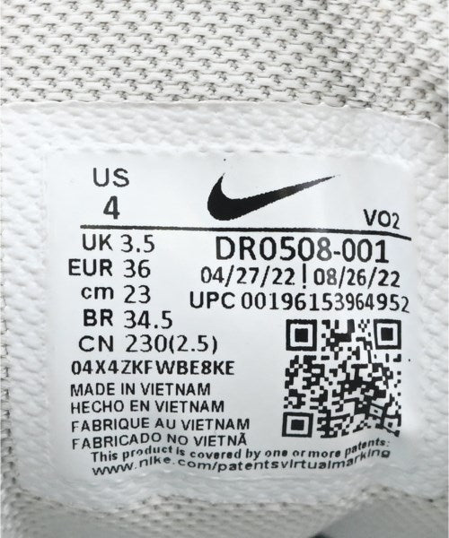 NIKE 運動鞋