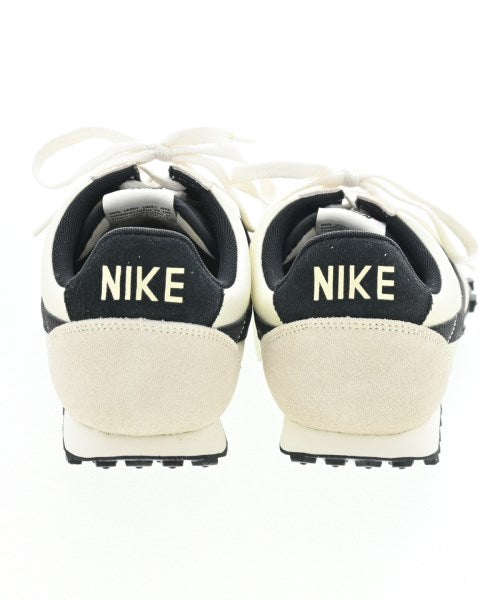 NIKE 運動鞋
