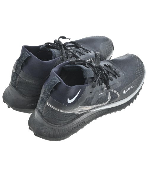 NIKE 運動鞋