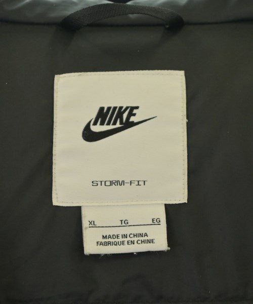 NIKE 羽絨夾克/背心