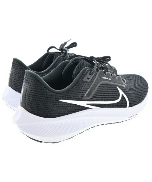 NIKE 運動鞋