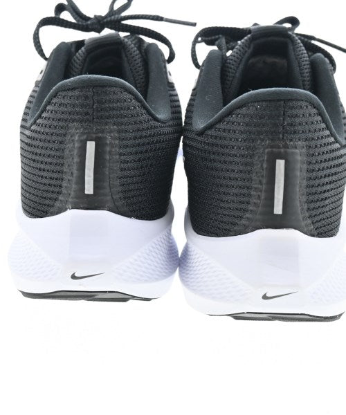 NIKE 運動鞋