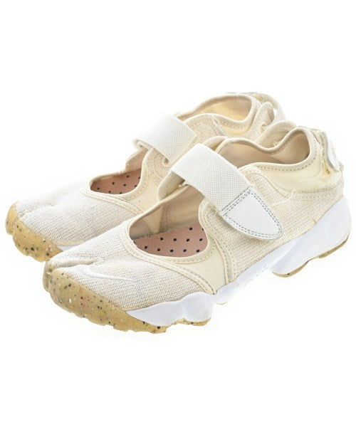 NIKE 運動鞋