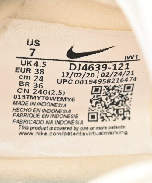NIKE 運動鞋