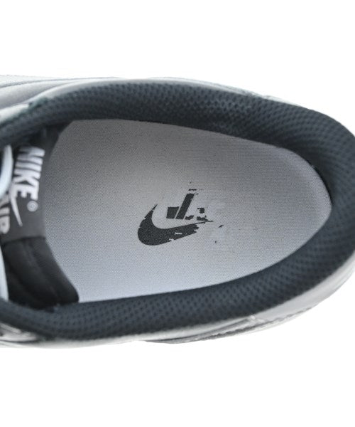 NIKE 運動鞋