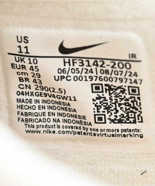 NIKE 運動鞋