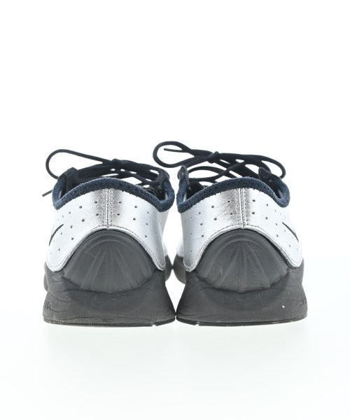 NIKE 運動鞋